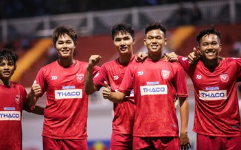 ĐH Văn Lang 3-0 CĐ Bách khoa Sài Gòn: Xác định vé vòng play-off của nhóm 4