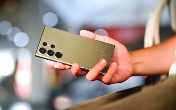 Walmart vô tình làm rò rỉ Galaxy S24+