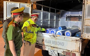 Đà Nẵng: Liên tiếp chặn bắt xe tải chở khí cười
