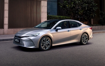 Toyota Camry 2024 nâng cấp thêm đồ 'xịn', giá gần 600 triệu đồng