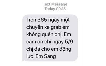 Những tin nhắn của anh shipper gửi cho chị khách 'gây bão' mạng xã hội