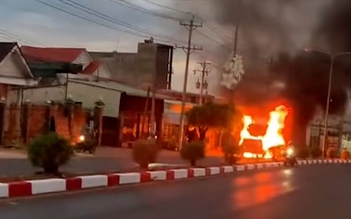 Thái Bình: Cháy ô tô, một người tử vong