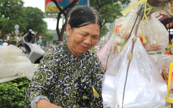 Xóm nghề đồng hương tại TP.HCM: Gánh hàng rong ở 'xóm 77'