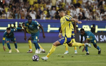 Ronaldo ghi bàn trận thứ 4 liên tiếp cho Al Nassr, chia tay đội ngay trong đêm