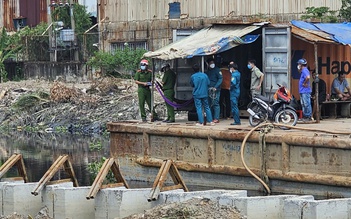 Phát hiện người đàn ông khỏa thân tử vong dưới kênh nước Q.Bình Tân