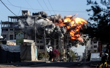 Israel không kích dữ dội Gaza, oanh tạc Li Băng dù đã ngừng bắn