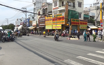 TP.HCM: Tai nạn thương tâm trên đường Phan Văn Hớn khiến một phụ huynh tử vong