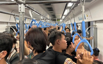 Chuyến metro cuối ngày có vắng khách như nhiều người kháo nhau?