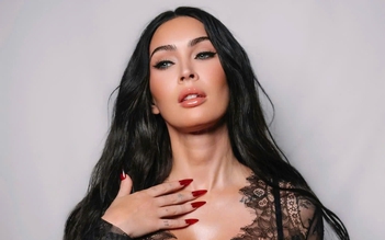 Megan Fox khoe vẻ quyến rũ khi mang thai