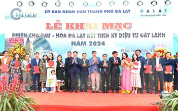 Phiên chợ rau hoa khơi dậy tiềm năng nông sản Đà Lạt