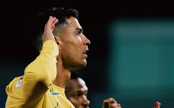 Ronaldo gây sốt với pha ăn mừng mới khi giúp Al Nassr thắng ở AFC Champions League