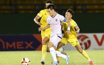 CLB Bình Dương lại thăng hoa khi V-League trở lại, chờ HLV Huỳnh Đức thêm ‘võ’ mới