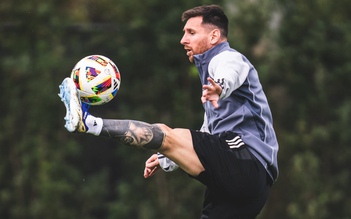 HLV Tata Martino tiết lộ chấn thương của Messi