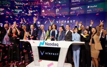 Vinfast đột phá với doanh thu vượt tỉ 'đô'
