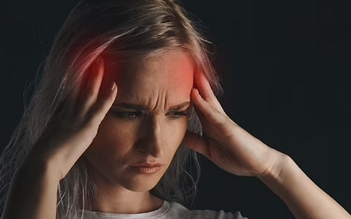 Dấu hiệu cảnh báo đau đầu có thể là u não