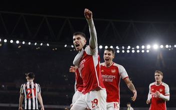 Newcastle không thể cản phong độ thăng hoa tại Ngoại hạng Anh của Arsenal