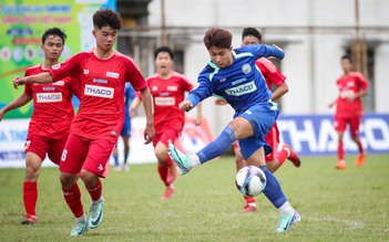 Trường ĐH Kinh tế Huế 2-1 Trường ĐH Duy Tân: Ngược dòng kịch tính