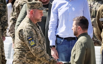 Ukraine sắp thay tổng tư lệnh quân đội giữa lúc nguy khó?