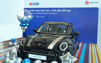 Khách hàng UOB Việt Nam 'quay số trúng xe' MINI Cooper trị giá gần 2 tỉ đồng
