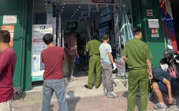 3 nghi phạm người nước ngoài cướp cửa hàng điện thoại ở Nha Trang bị bắt