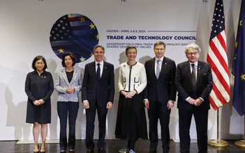 Mỹ và Liên minh châu Âu thúc đẩy hợp tác về bán dẫn, AI