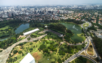 Tới Sao Paulo, Brazil ghé thăm bảo tàng nghệ thuật, rảo bước trong công viên xanh