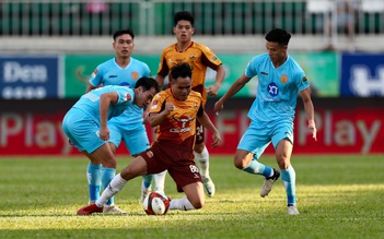 Chỉ đội bóng cũ của Kiatisak và Hà Nội đủ chuẩn dự giải châu Á, nhiều CLB bị phạt