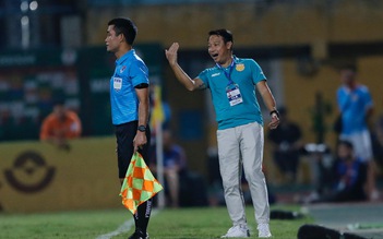 VAR xuất hiện ở hai điểm cực nóng vòng 20 V-League, HLV Vũ Hồng Việt lại ‘đỏ’?