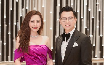 MC thượng úy Thế Cương của An ninh TV dẫn Mrs Earth Vietnam