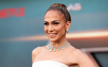 Jennifer Lopez hủy chuyến lưu diễn 'This Is Me...Live' vì Ben Affleck