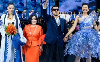 Vietnam International Fashion Week đánh dấu 10 năm bằng BST mở màn của Võ Công Khanh