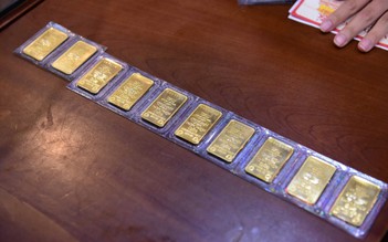 Giá vàng miếng trượt giảm khỏi mức 81 triệu đồng/lượng