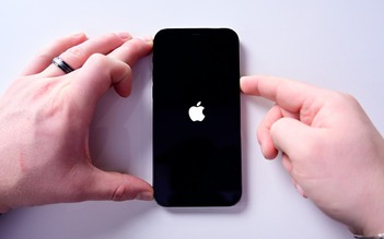Tại sao nên khởi động lại điện thoại hằng tuần?