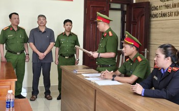Lâm Đồng: Bắt giam 2 lãnh đạo xã liên quan vụ khai thác cát trái phép