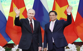 Thủ tướng Phạm Minh Chính hội kiến Tổng thống Nga Vladimir Putin
