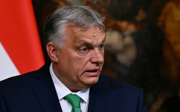 Xe hộ tống Thủ tướng Hungary gặp tai nạn, một cảnh sát thiệt mạng