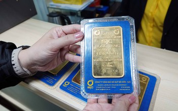 Giá vàng hôm nay 3.6.2024: SJC 'bốc hơi' thêm 1 triệu đồng trước giờ bán vàng can thiệp thị trường