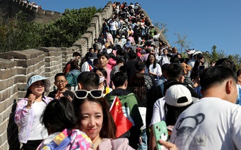 Vì sao khách Trung Quốc ít đi du lịch nước ngoài?