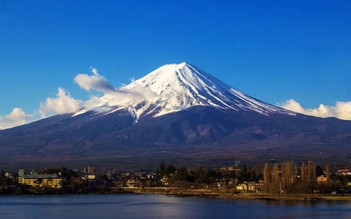Nhật Bản lần đầu thu phí leo núi Phú Sĩ