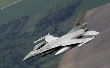 Mỹ bất ngờ nói chiến đấu cơ F-16 đang trên đường đến Ukraine