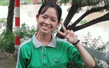 Nữ sinh đạt 10 điểm môn ngữ văn gia đình khó khăn, tự học là chính