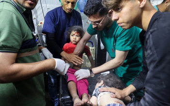 Bộ trưởng Quốc phòng tố Thủ tướng Israel ngăn cản bệnh viện dã chiến cho trẻ em Gaza