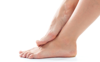 Vì sao người bệnh tiểu đường cần chăm sóc đôi chân nhiều hơn trong mùa mưa?