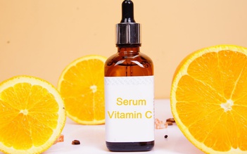 Top 5 serum vitamin C được review da trắng bật tone ngay lần đầu sử dụng