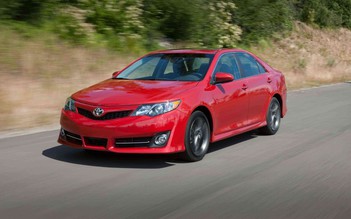 Toyota đền tiền cho chủ xe Camry vì điều hòa có mùi hôi