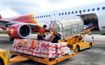 Vietjet ủng hộ đồng bào tại các vùng bị thiệt hại do bão lũ