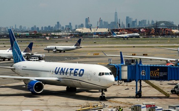 United Airlines sẽ cung cấp wifi miễn phí trên máy bay