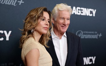 Richard Gere đang 'hạnh phúc hơn bao giờ hết' bên vợ trẻ hơn 34 tuổi