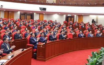 Đổi mới từ bộ máy Đảng