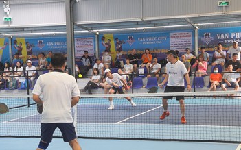 Nghệ sĩ, diễn viên, cựu danh thủ tranh tài trên sân pickleball